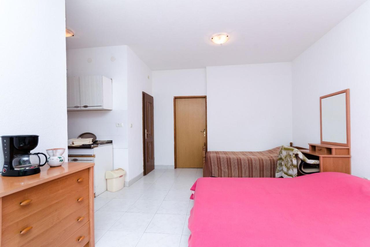 Massimo Apartma *