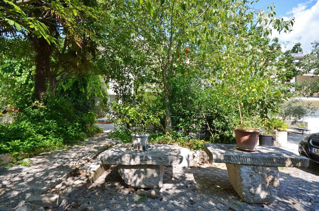 Massimo Apartma *
